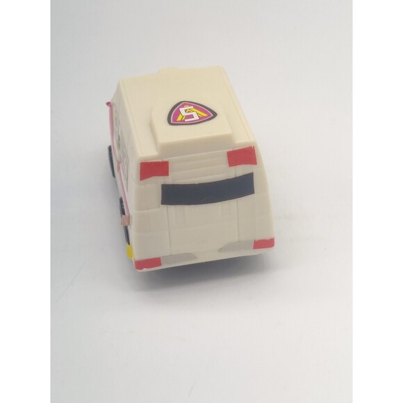 Rare Vintage 2000 McDonalds’s Saran MMPR Rescue 5 Mighty Power Ranger Ambulance - Picture 2 of 10